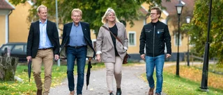Den nya "regeringen" i Finspång presenterades • S dissade V och KD: "Står närmare Liberalerna"