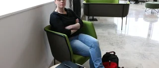 Åhörare följer rättegången med stort intresse