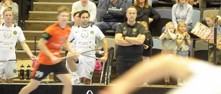 Tränaren utvisad men FBC Nyköping tog poäng: "Man skäms lite inför grabbarna"