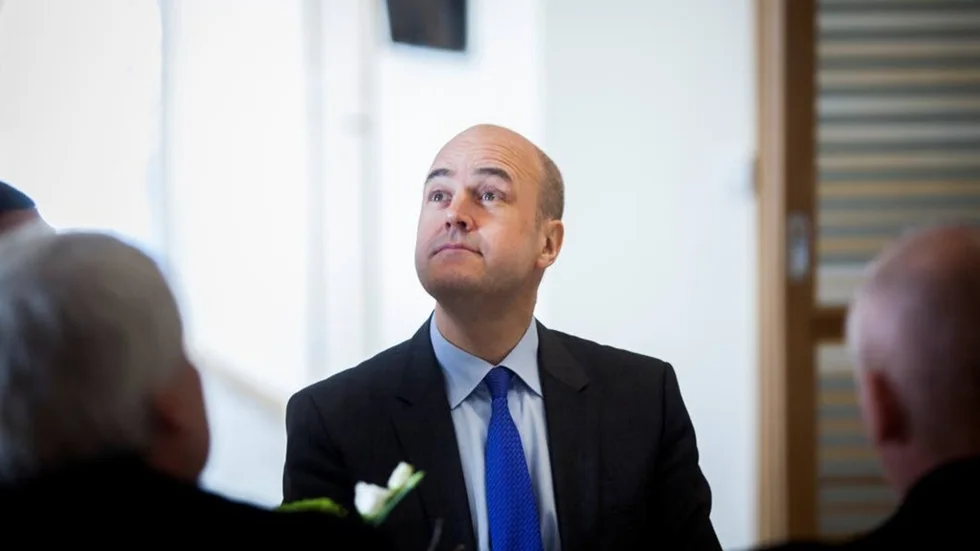 Fredrik Reinfeldt bäddar för minskad offentlig sektor.