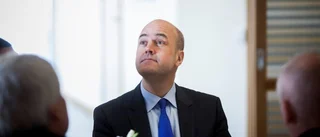 Reinfeldt vill ligga lågt