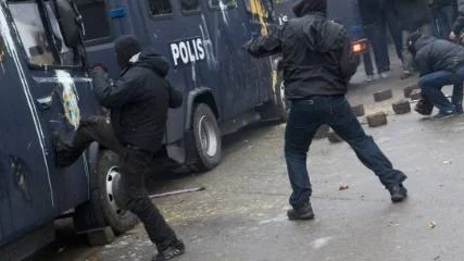 Stoppa Matchen-demonstrationen utanför Baltiska Hallen.Foto: Scanpix