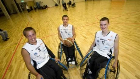 I helgen samlas rullstolslandslaget i Stockholm för att redan nästa helg åka ner till Osnabrück och spela en fyrnationsturnering. Jocke Lindblom, Jocke Lindén och Mårten Lilja finns alla tre uttagna till helgens samling.  Foto: Niclas Sandberg