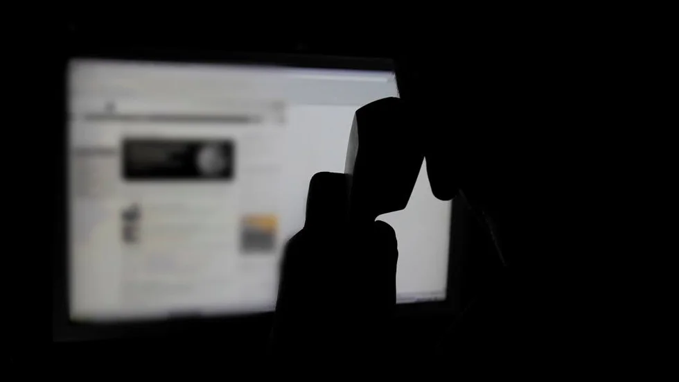 Inom loppet av några timmar blev flera Nyköpingsbor uppringda av en bedragare som sa sig jobba på Postkodlotteriet. En kvinna lurades på 15.000 kronor. (Arkivbild)