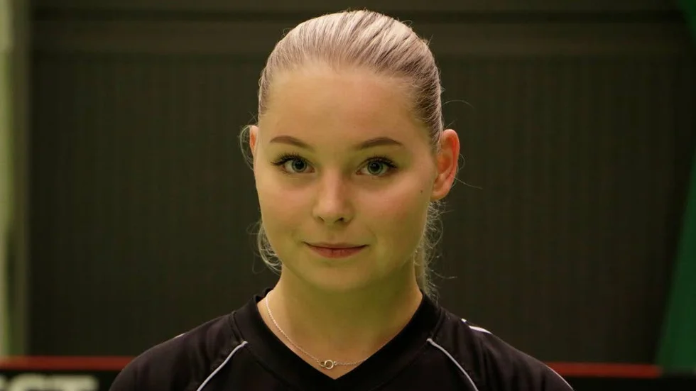 MÅLSKYTT.  Julia Vikström gjorde ett av Öjebyns mål.