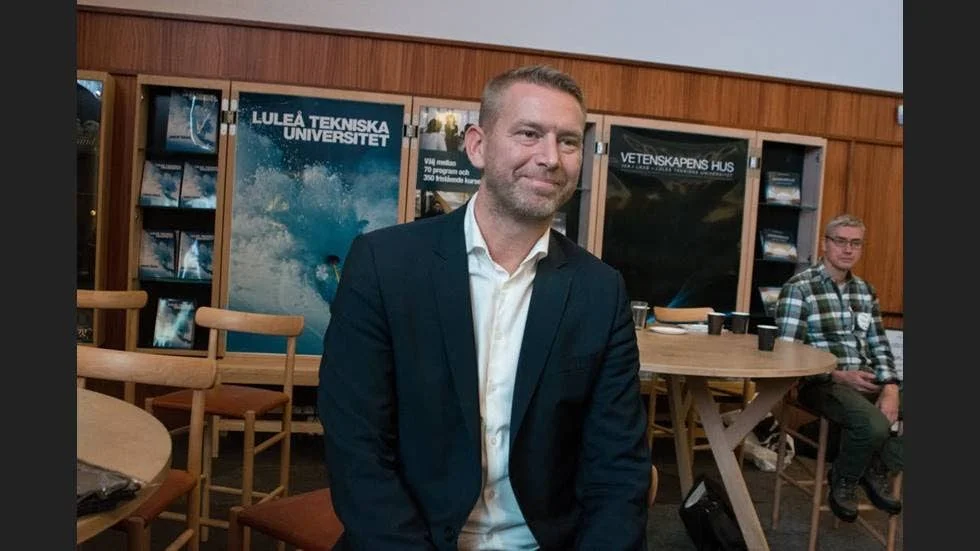 Förtegen. Peter Carlsson, vd på Northvolt, var i Luleå i november 2017 för att prata om effekterna av batterifabriken i Skellefteå. När det gäller hur fabriken ska finansieras är han inte särskilt talför.