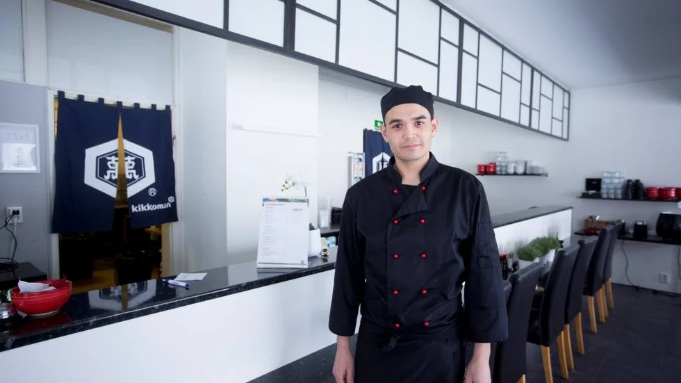 Ny ägare. Reza Rezai kommer att fortsätta servera sushi, med vissa ändringar i meny och prissättning.