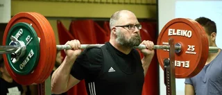 Niklas drog 300 i marklyft