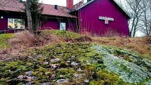 Byggnadsföreningen Rejmyre Folkets hus har nu fått ett kommunalt medfinansieringsbidrag för att installera bergvärme, förutsatt att Boverket beviljar bidrag.                                                                                            Foto: Titti Olovsson