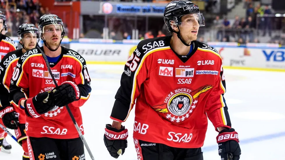 DUBBELT UPP. Anton Hedman gjorde två mål när Luleå besegrade Leksand med 5-1.