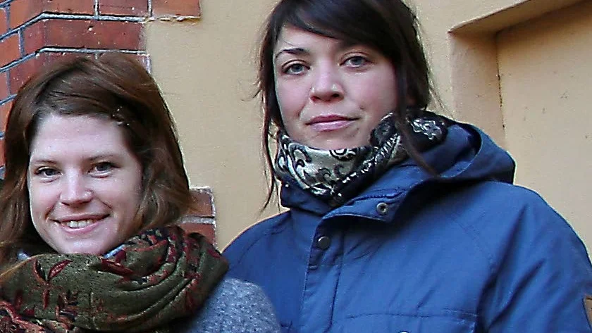 Får stöd. Elin Bennett  och Louise Berg får bidrag till dokumentärfilmsprojektet "Blod, skam och fläckar" som bryter tabun om mens.
Foto: Sara Segraeus