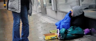 Hela Människan hjälper tiggarna