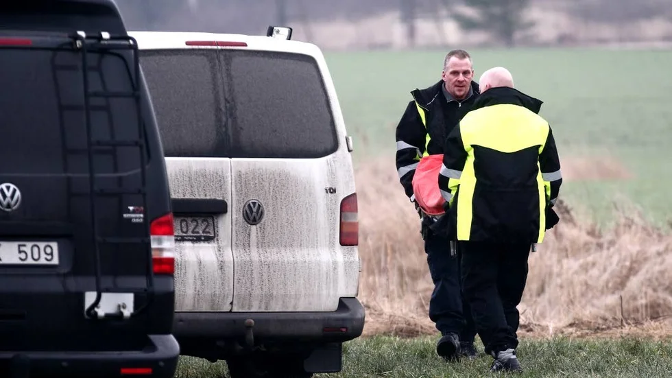 Död man. Den avlidne mannen som i måndags hittades i dike utanför Gistad, mellan Norrköping och Linköping, hade falska id-handlingar på sig. Nu tror sig i alla fall polisen ha identifierat honom.
Foto: Jeppe Gustafsson/Corren