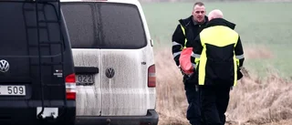 Död man bar falska id-handlingar