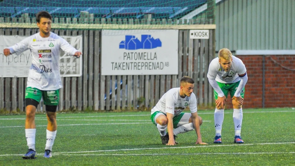 Baik fick deppa efter att ha förlorat viktiga matchen mot Storfors.