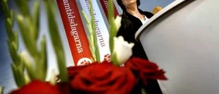 Sahlin sätter hård press på Björklund