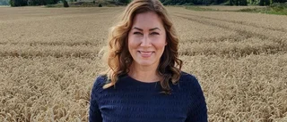 Fi tappar Gnestamandat – KD:s Diana Lundberger, 40, på väg in: "Superkul" ✓Men var tionde röst ännu oräknad