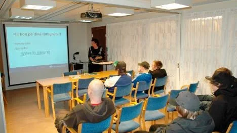 Gymnasieelever från elprogrammet på Bergska skolan gjorde ett studiebesök på Arbetsförmedlingen.
