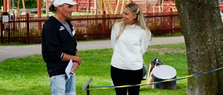 Jonas cyklade till Mjölby och planterade sitt 348:e träd: "Trädet stod alltid kvar till skillnad från de vuxna"