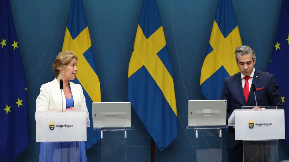 Ny kärnkraft, den naturligaste sak i världen för klimat- och miljöminister Annika Strandhäll och energiminister Khashayar Farmanbar.