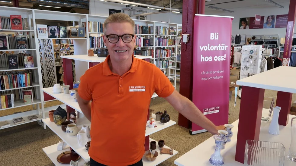 Peter Magnusson, butikschef, är nöjd med sommaren hittills.