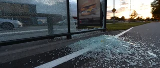 Var ensam och ville höra ljudet av glaskross