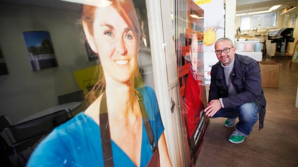 Ylva Binder och Jan Persson är två av personerna som snart pryder en av väggarna i Läggesta station.