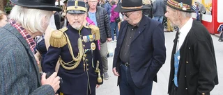 Marknaderna står fortfarande utan tillstånd