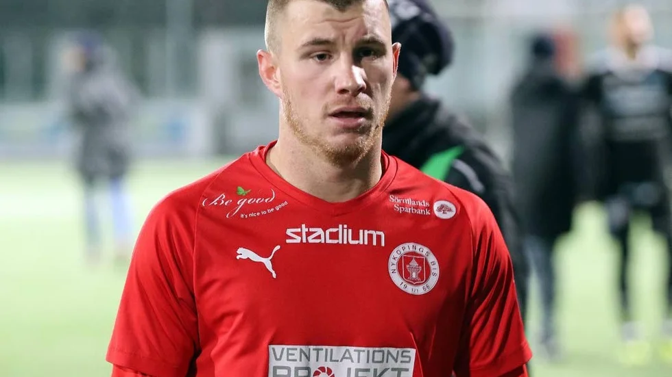 Nyköpings BIS lagkapten Oscar Karlsson.