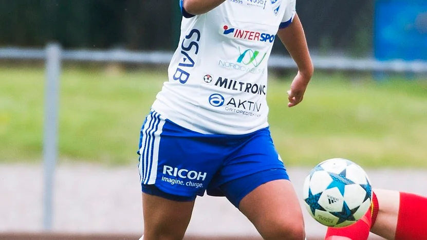 Hanna Friberg är en av 15 spelare som stannar i IFK Nyköping även kommande säsong.