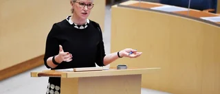 I ett farligare läge är det en ny ton i utrikesfrågor
