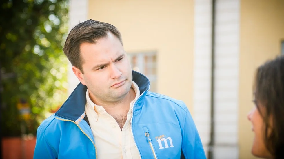 Erik Bengtzboe (M) är skeptisk att Socialdemokraterna kommer lyckas att ”bedriva politik som de i grunden inte tror på”.