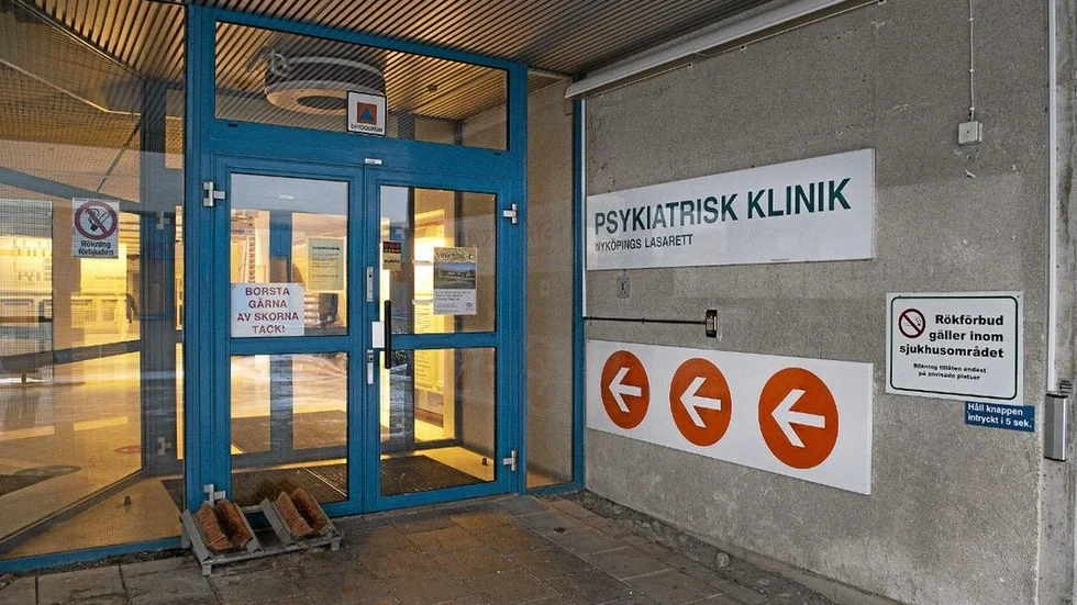 Att slå ihop psykiatrin till ett sjukhus skulle inte spara några pengar, enligt regionens utredning.