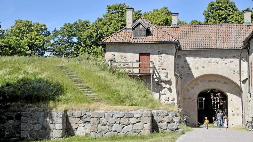 nyköpingshus fem frågor.jpg
