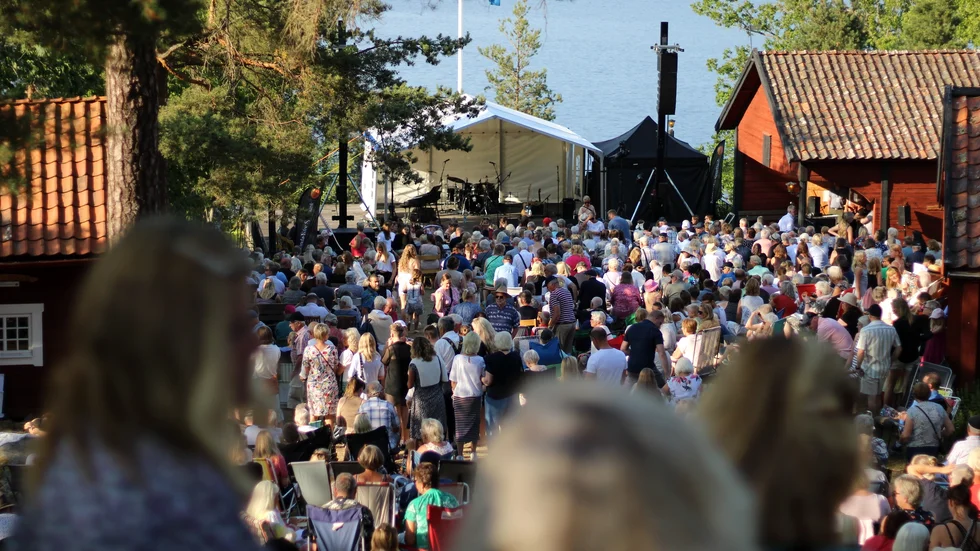 Allsången i Kisa brukar vara välbesökt. 