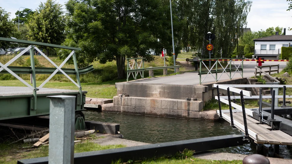 Reparationen av Borenshultsbron förväntas bli av under vecka 29.