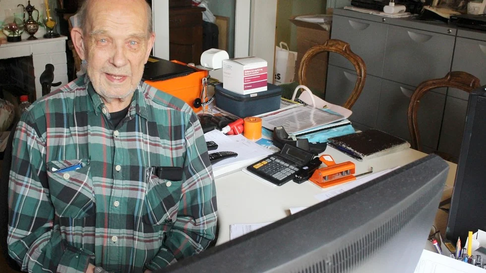 Rune Nilsson om att fylla 90: – Vart tog tiden vägen? Kroppsligen blir jag ju sämre och styrkan försvinner. Men uppe på hjärnkontoret är jag fortfarande en ung grabb, eller 50-60 åtminstone.