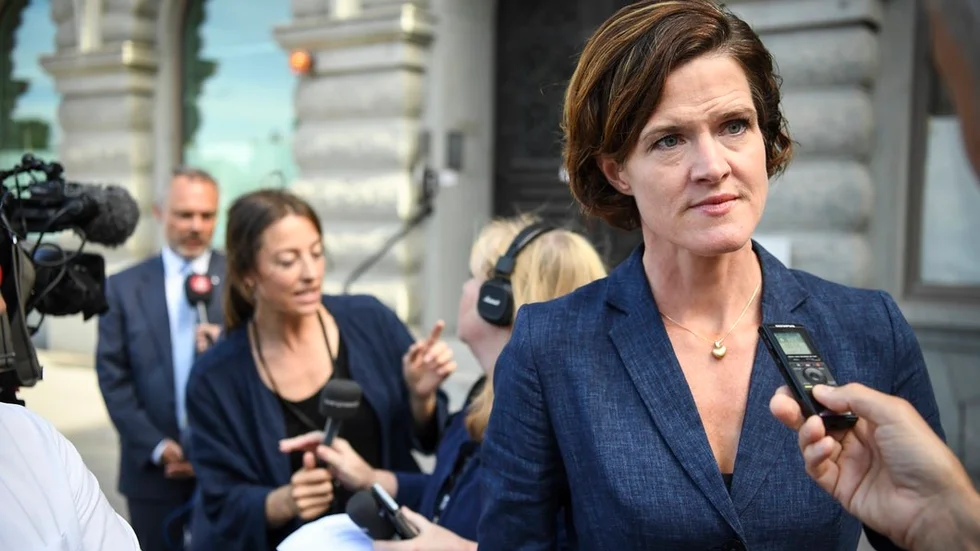 Sista striden det är? Moderatledaren Anna Kinberg Batra slåss för sin politiska överlevnad och försöker ena partiet  runt en omfattande upprustning av försvarspolitiken. FOTO: ERIK SIMANDER/TT
