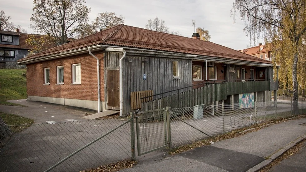 Vallmon är Flens äldsta förskola – det börjar märkas av.