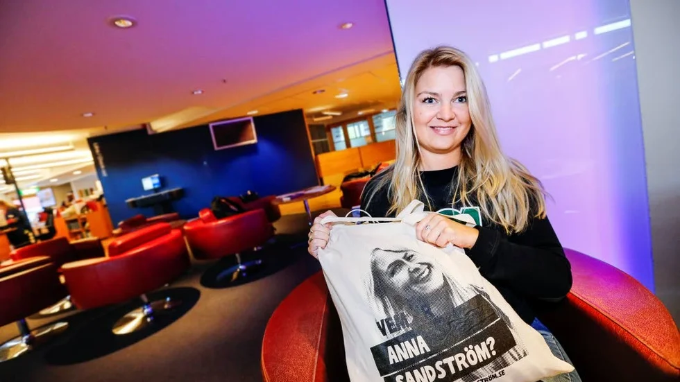 Driver studentfrågor. Anna Sandströms hjärtefrågor handlar om bostäder för studenter och möjligheterna till högre studier. " På min hemsida kan man göra ett quiz för att se om man har samma värderingar som jag", säger hon.