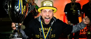 Jansson kliver av som lagledare: "Träffar knappt fru och dotter"