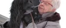 Hon skänker en tomt till djuren