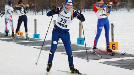 Ingela Andersson gick ut som femma i jaktstarten i ungdoms-OS. Efter tredje skjutningen hade hon övertagit ledningen och sedan vann hon överlägset.  (Arkivbild)