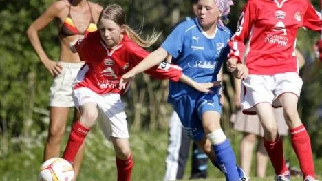 Josefin Forslund, Arvidsjaur, fick en boll i ögat under matchen.
