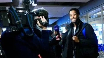 GLÄDJE. LaMarcus Reed var på gott humör när han möttes upp på Luleå airport. Själv ser han sig                                 mer som en tvåa än en naturlig ersättare till Corey Stokes.