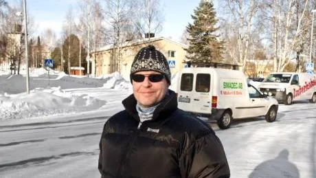 HUVUDLED. Gör om Brogatan/Strandplan till huvudled! tycker Lasse Karsikko i ett medborgarförslag. Han promenerar i området varje dag och noterar då otaliga incidenter.