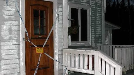 VSPÄRRAT. Polisen har spärrat av den fastighet i Koskullskulle där misshandeln ägde rum natten till söndagen.