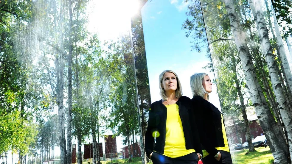 Lena Segerlund, VD för Kronan Exploatering AB, har det senaste varit den enda anställda då bolaget minskat under åren eftersom det finns en kommunal organisation för att driva stadsutvecklingsprojekt.
