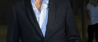 Alex Schulman begår predikantdebut