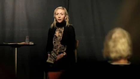 Jenny Jägerfeld har tills helt nyligen arbetat på Sveriges radios program "Radiopsykologen" i P1. Hon medverkar också med svarsfilmer på Sveriges televisions ungdomsprogram "15" dit ungdomar kan ställa frågor. Hon skriver krönikor, bland annat i Reumatikertidningen, samt driver bokklubben Psykologer läser böcker. Dessutom skriver hon på sin tredje roman, som beräknas vara klar nästa vår.